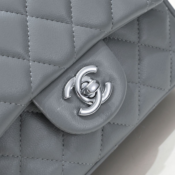 シャネルバッグ素材ディテール